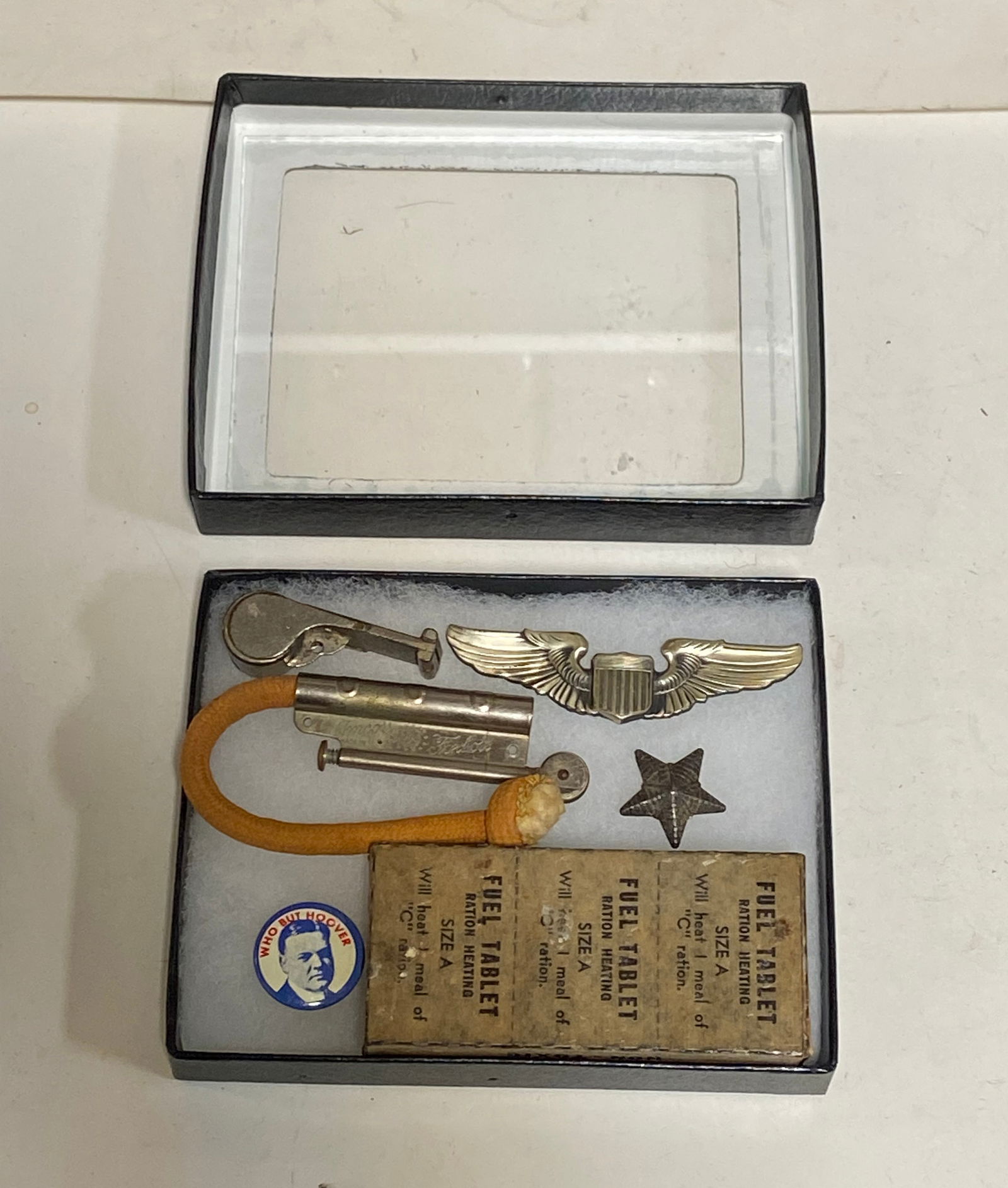 US MISC ITEM LOT - 7