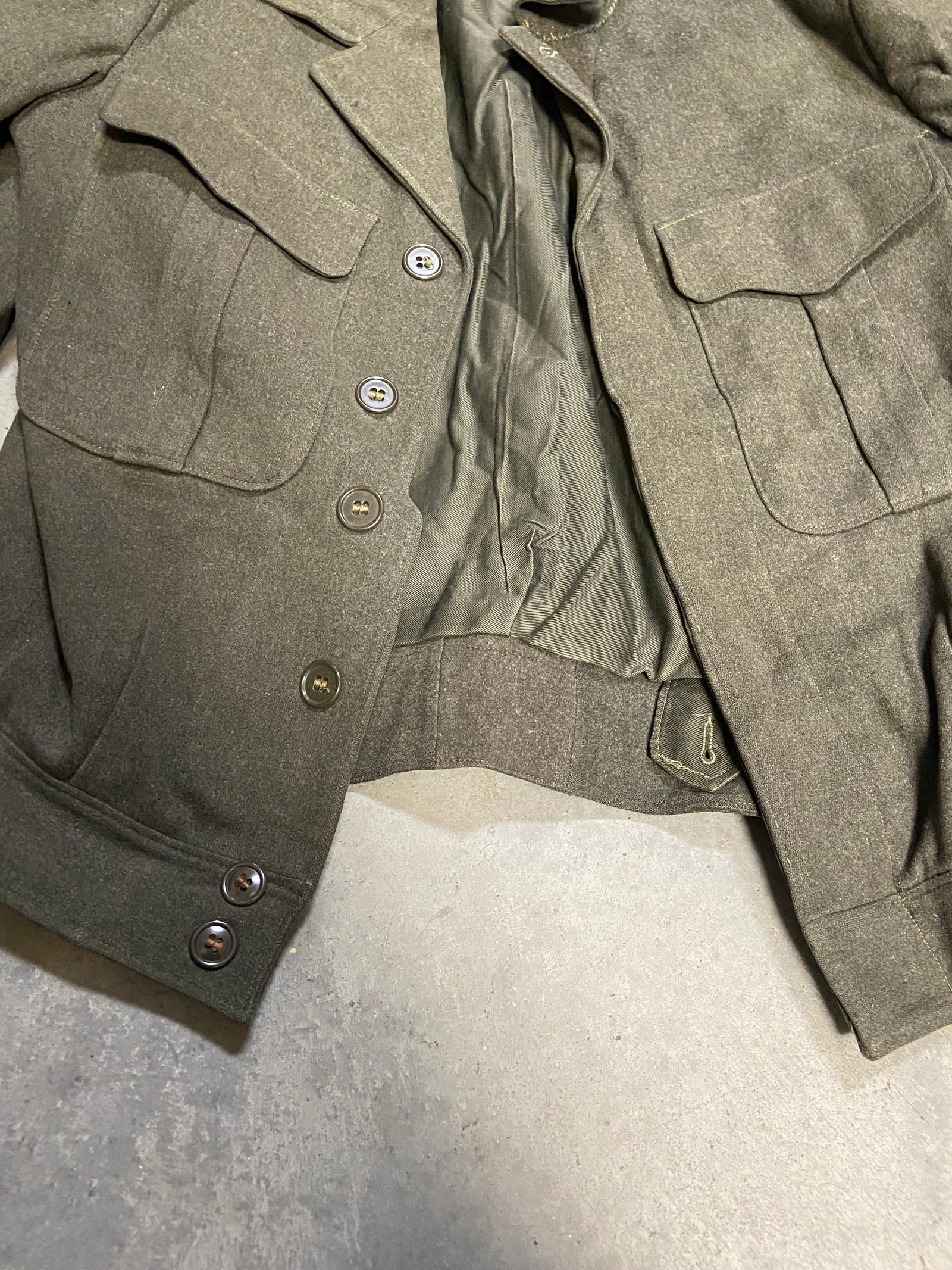 WWII USMC Uniform Grouping Belonging to J.F. Kernodle Jr. - 6