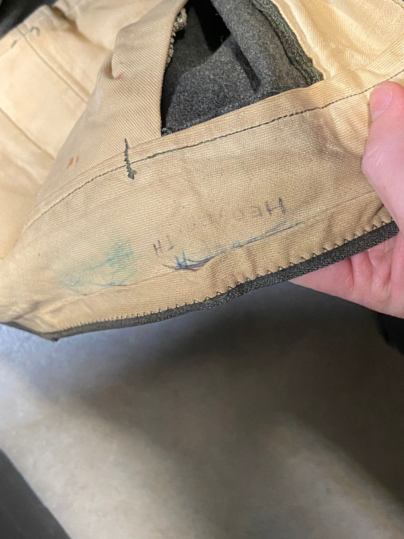 US WWII USMC Uniform Grouping Belonging to R. Pullinger - 18