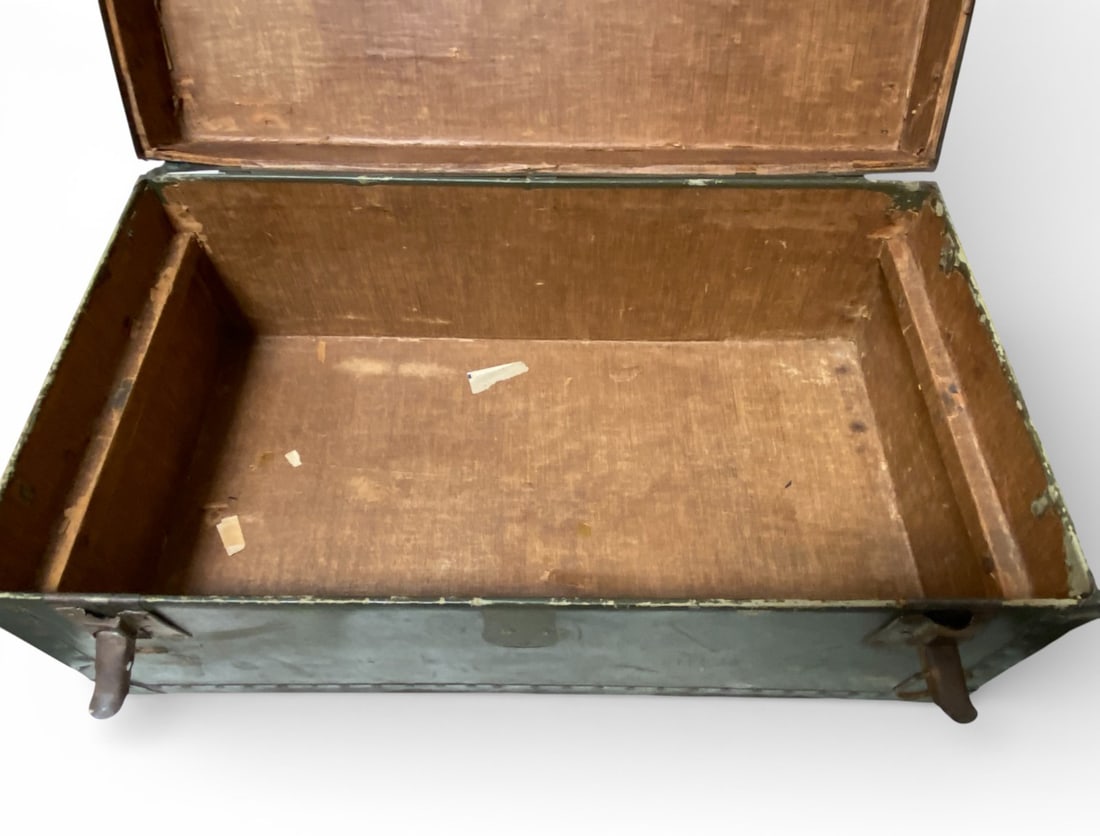 WWII Footlocker Belonging to Lt. Raymond Sumrell - 5