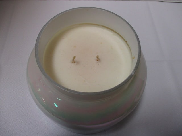 Capri Blue Large 2-Wick Candle in Glass Container with Metal Lid - 5