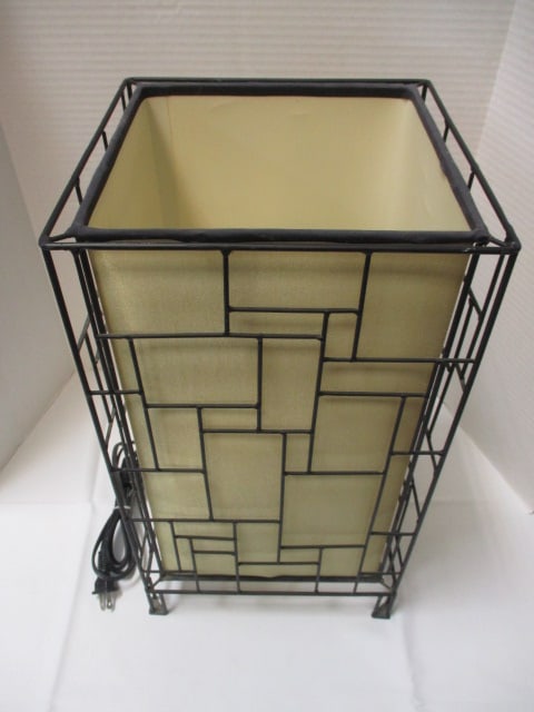 Mid Century Modern Geometric Table Lamp - 2