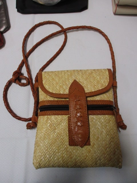 Lot of 6 Designer Purses - 6