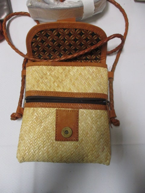 Lot of 6 Designer Purses - 7