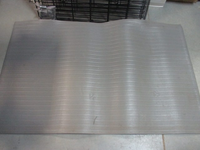 Large Black Metal Wire Dog Kennel with Mat - 6