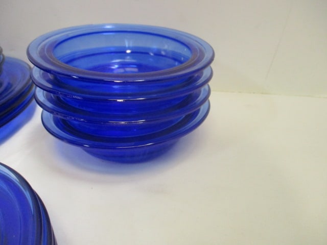 15 Pieces of Cobalt Blue Glass Dishes - 4