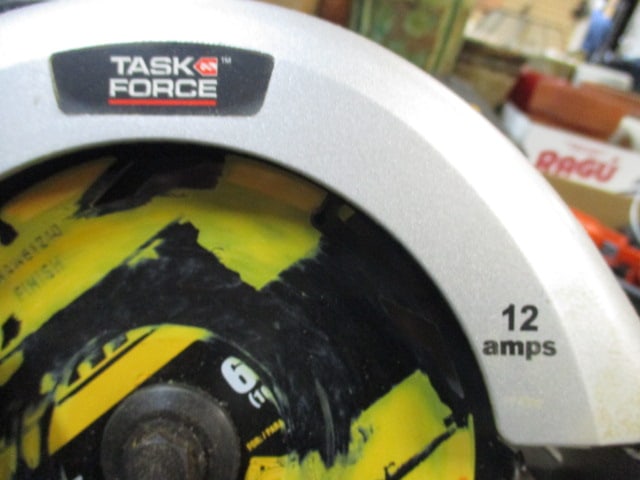 Task Force 12 Amp Electric Circular Saw - 3