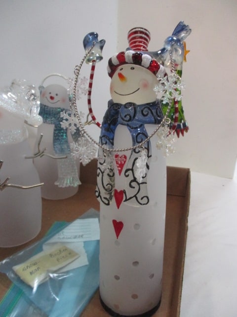 Lot of 6 Glass and Plastic Snowman Sculptures - 3