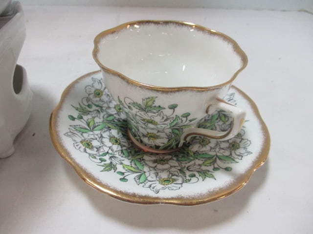 Vintage Tirschenreuth Baronesse (Germany) Porcelain Coffee Pot with Warmer - 2