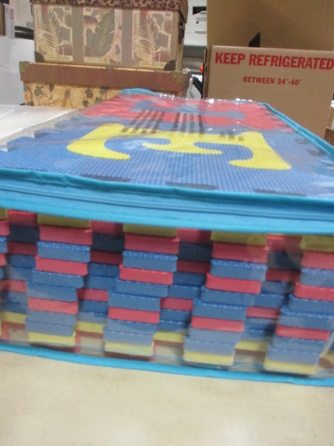 Colorful EVA Foam Interlocking Puzzle Play Mat in Original Zippered Bag - 2