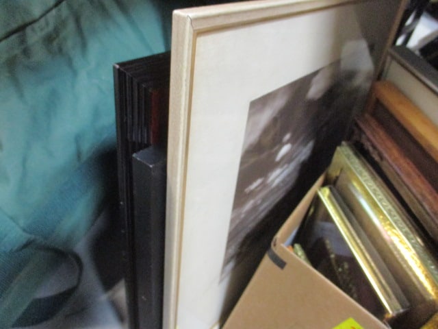 Lot of Vintage Picture Frames - All Sizes - 3