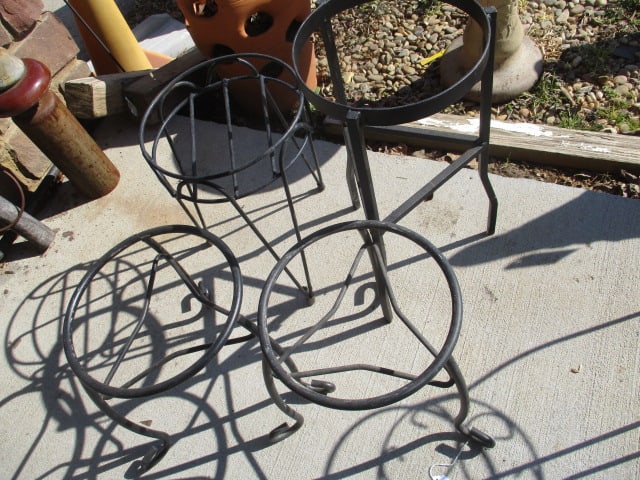 4 Black Metal Plant Stands (1 of 5)
