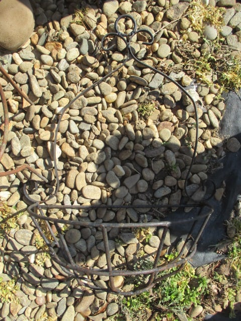 Wrought Iron Topiary Plant Trellis and Metal Plant Wall Pocket - 4