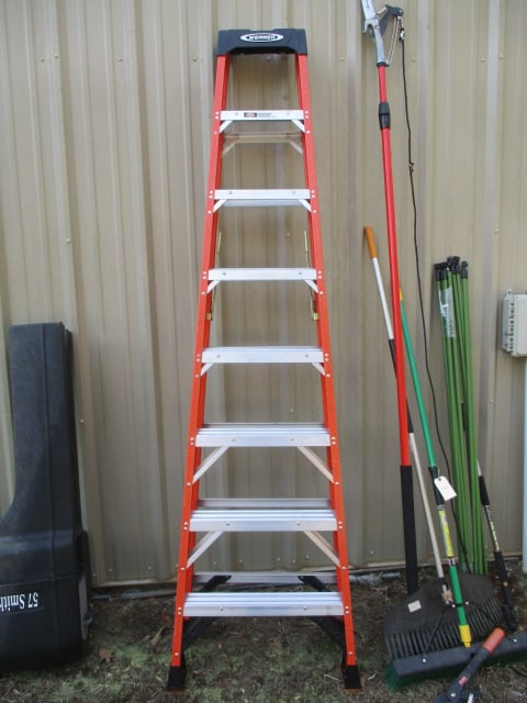 Werner 8 Foot Aluminum Ladder (1 of 4)