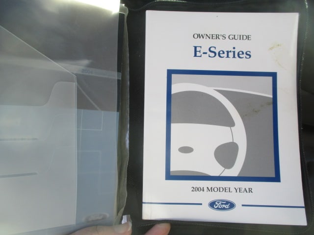 2004 Ford E-Series E-350 XL Super Duty Dual Axel Passenger Van - 18