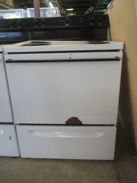 Kenmore Electric Coil Eye Stove (1 of 11)