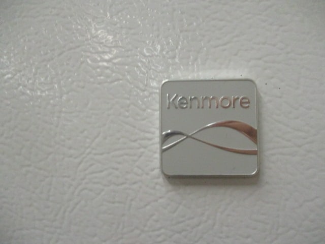 Kenmore White Top Mount Refrigerator - 2
