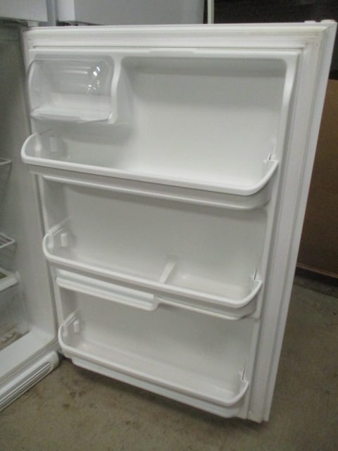 Kenmore White Top Mount Refrigerator - 7