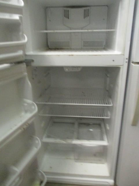 Kenmore White Top Mount Refrigerator - 2