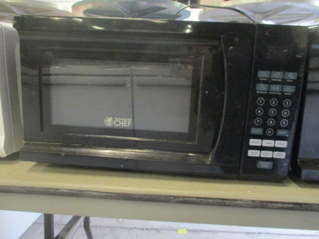 Black Commercial Chef 1100 Watt Microwave (1 of 6)