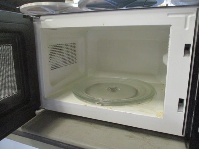 Black Commercial Chef 1100 Watt Microwave - 4