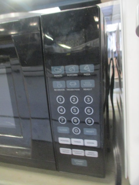 Black Commercial Chef 1100 Watt Microwave - 2