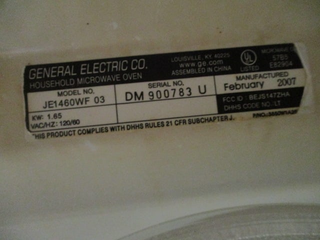 White GE Sensor Microwave - 8