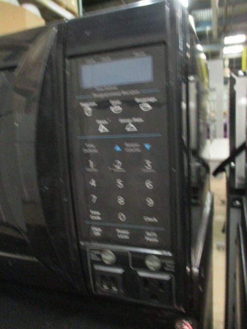 Micro Fridge Compact Refrigerator/Microwave Combo with Safe Plug - 3