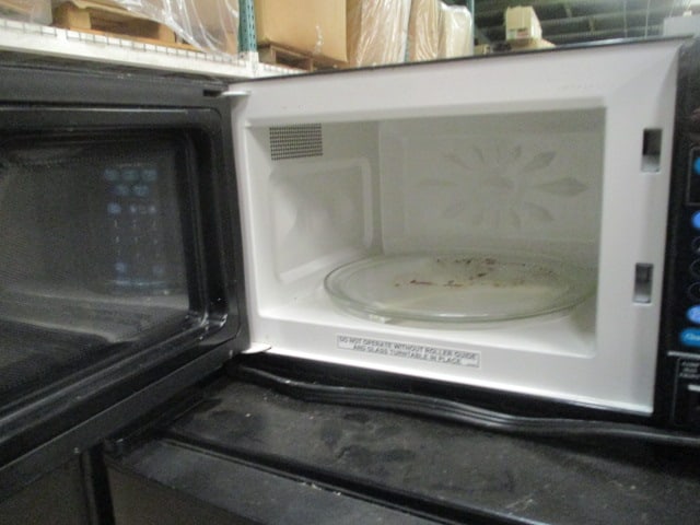 Micro Fridge Compact Refrigerator/Microwave Combo with Safe Plug - 5