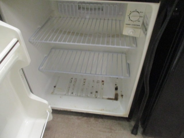 Micro Fridge Compact Refrigerator/Microwave Combo with Safe Plug - 8