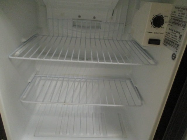 Micro Fridge Compact Refrigerator/Microwave Combo with Safe Plug - 10