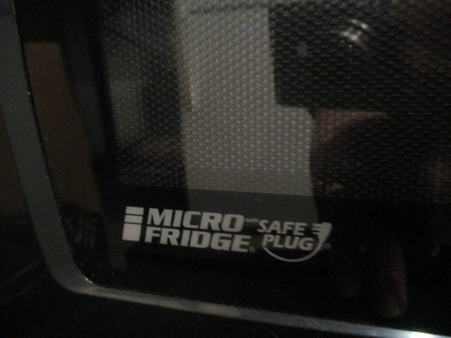 Micro Fridge Compact Refrigerator/Microwave Combo with Safe Plug - 3