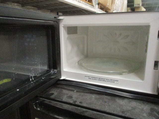 Micro Fridge Compact Refrigerator/Microwave Combo with Safe Plug - 5