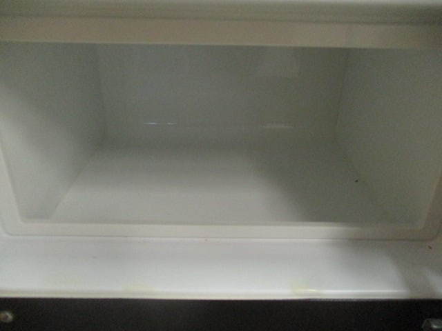 Micro Fridge Compact Refrigerator/Microwave Combo with Safe Plug - 8