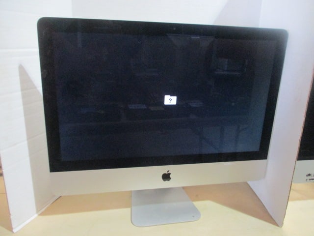 Apple A1418 iMac All-in-One Desktop: Does Not Have Power Cord-Powered on with Test Cord, Per IT Dept. Does not have operating system, Serial #C02P565JF8J2, EMC #2638