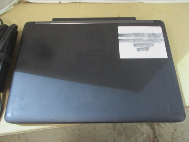 Dell Latitude E5440 Laptop with Power Cord - 4