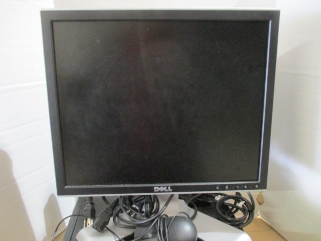 Dell Optiplex 790 CPU, 17" Monitor, Keyboard, Mouse and Power Cords - 3