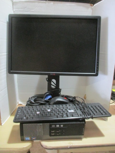 Dell Optiplex 7020 CPU, 22" Monitor, Keyboard, Mouse and Power Cords (1 of 10)