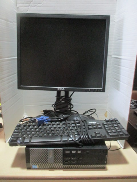 Dell Optiplex 7020 CPU, 19" Monitor, Keyboard, Mouse and Power Cords (1 of 9)