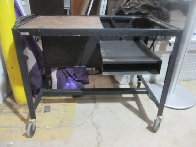 Portable Computer/Printer Power Cart (1 of 8)
