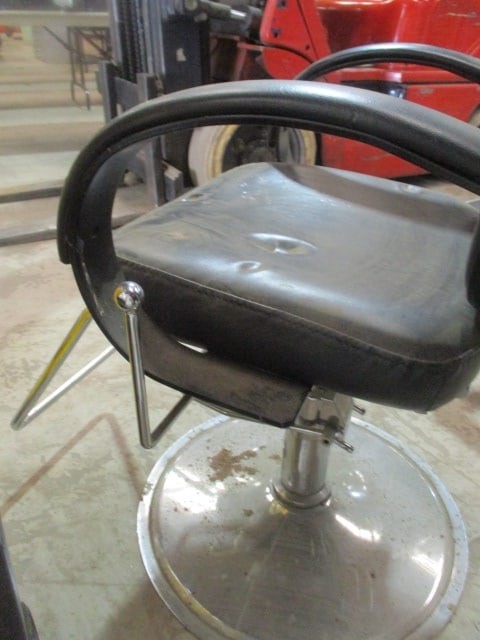 Black Vinyl Salon Chair - 7