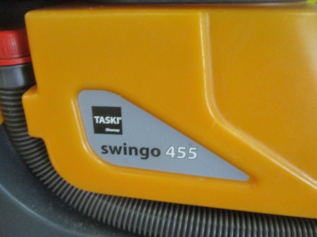 Taski Swingo 455 Compact Scrubber Dryer - 2