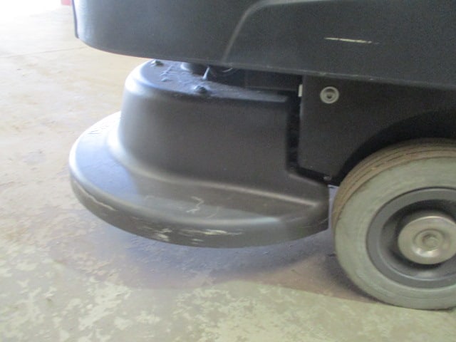 Taski Swingo 455 Compact Scrubber Dryer - 5