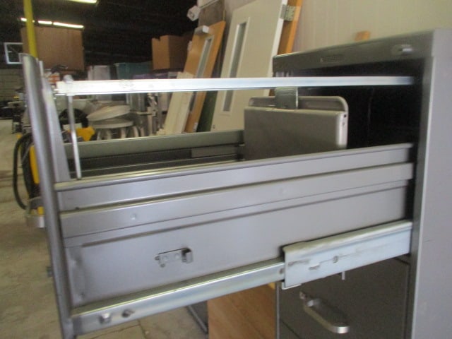 Steelcase Grey Metal 5 Drawer File Cabinet - 3