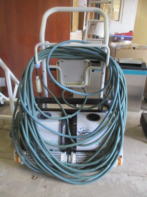 Dolphin C6 Plus Pool Cleaner on Dolly with Hose (1 of 11)