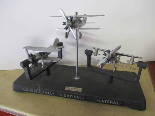 Chicago Apparatus Co. Longitudinal/Vertical/Lateral 3-Axis Aircraft Stability/Motion: Trainer Demonstration Model 