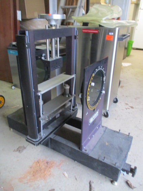 Photolastic Inc. Model 241-08 Photoelastic Stress Analysis Instrument - 3