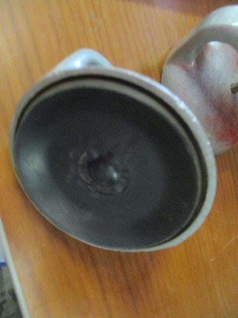 Pair of Somaca Plate Glass Suction Cup Grippers - 2