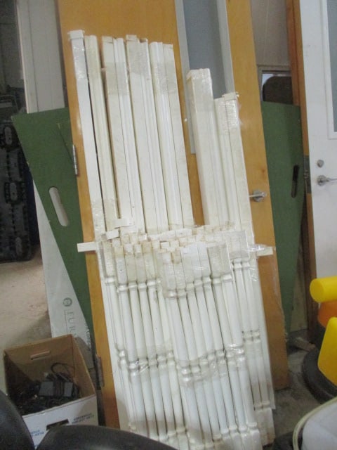 White PVC Pickets and Hand/Bottom Rails (1 of 6)
