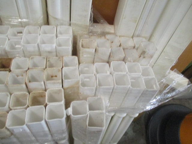 White PVC Pickets and Hand/Bottom Rails - 4